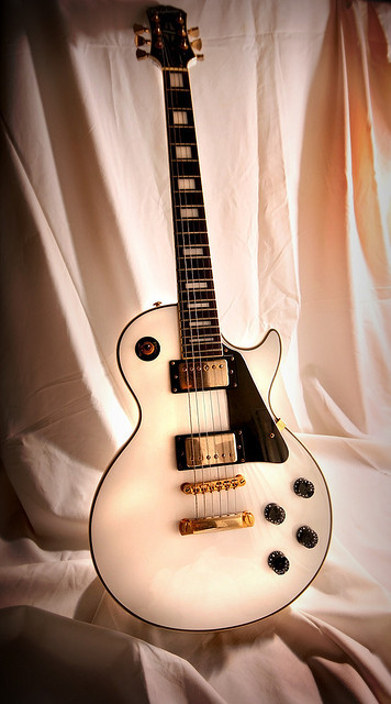 Gibson Les Paul by Martin Cogley on Flickr.