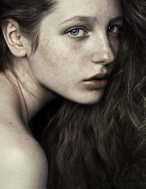 zaporn: At Pinterest   (imagem) Photograph bad blood. by... - Daily Ladies