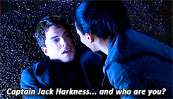 amy-ponde: Lesson &ldquo;How to Seduce a Woman&rdquo; from Captain Jack Harkness. 