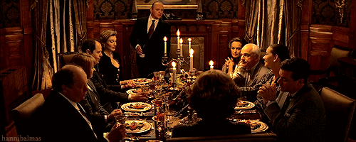 hannibalmas:

Red Dragon: The Dinner Party [2/3]
Please do not steal my edits.
