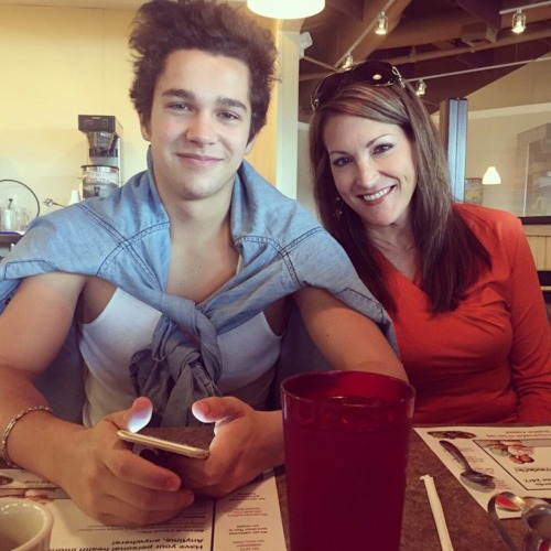 @michelemahone: Early morning church and breakfast with my son ❤️