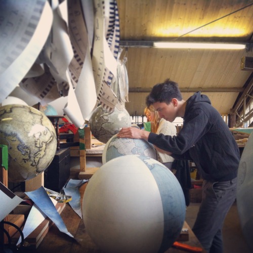 Jon working on a handmade Prussian Blue Livingstone globe.
Bellerby &amp; Co Globemakers, London.