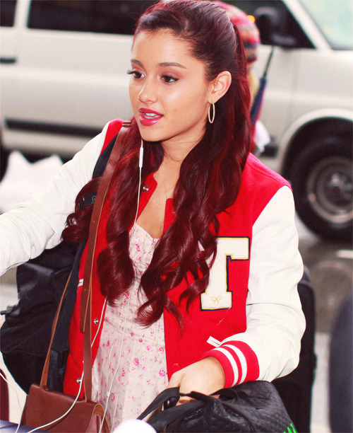 Ariana Grande Red Hair Up