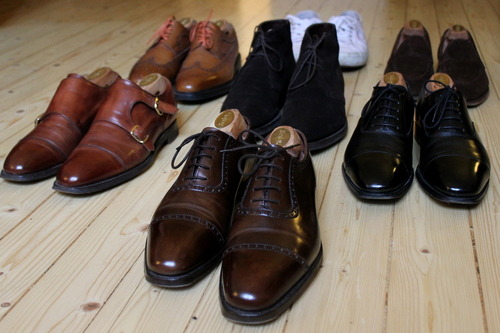 seven pairs of shoes a man needs