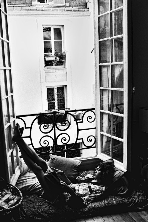chanel-smokes: jessicaandhearts: quentindebriey: Steffy at home.Paris june 2014 Goals literally my fucking dream life