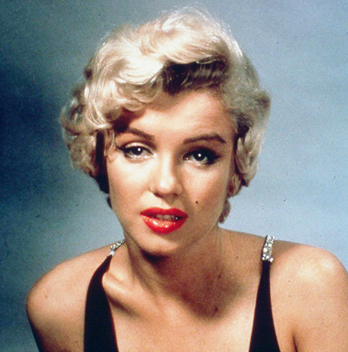 missmonroes: Marilyn Monroe photographed by Philippe Halsman, 1954 