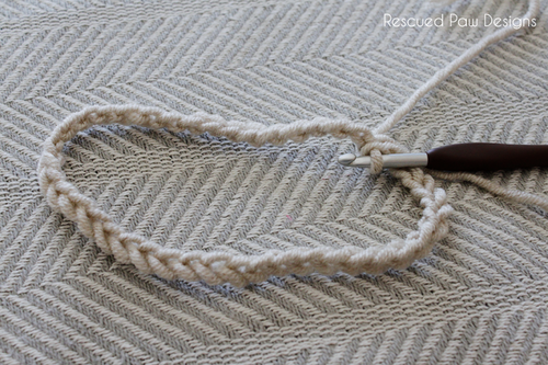 Crochet Chained Ear Warmer Pattern :: Easy Crochet