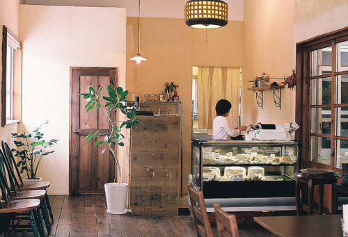 anchordal: GIBO CAFE #1 by **mog** on Flickr.