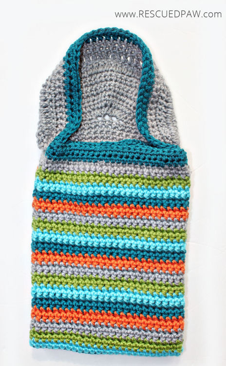 Hooded Crochet Baby Blanket - Easy Crochet 