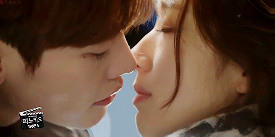 6 bậc thầy hôn hít trên màn ảnh Hàn: Thách ai vượt mặt Park Seo Joon về độ nóng bỏng đấy! - Ảnh 22.