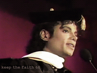 GIF su Michael Jackson. - Pagina 10 Tumblr_ngwezzVJeD1risbllo5_250