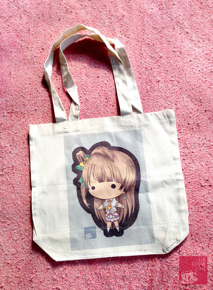 Grab this Kotori Minami tote bag at the Keybie Cafe!