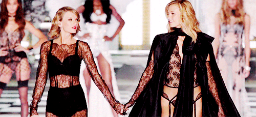 12 Amazing GIFS From the 2014 Victoria's Secret Fashion Show | Fashion Gone  Rogue