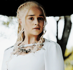 Game Of Thrones Khaleesi Daenerys Emilia 38 Because I M Not A Politician I M A Queen Page 13 Fan Forum