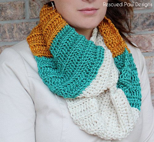 Free Color Blocked Scarf Pattern :: Easy Crochet 