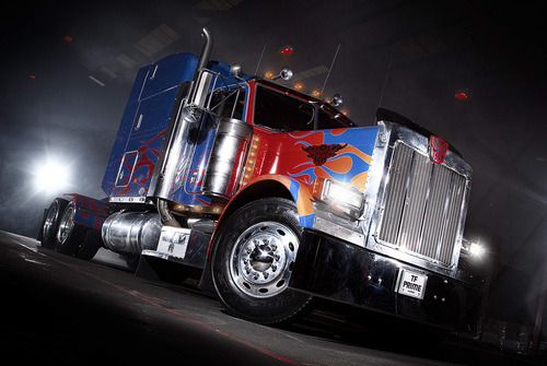 Optimus prime truck