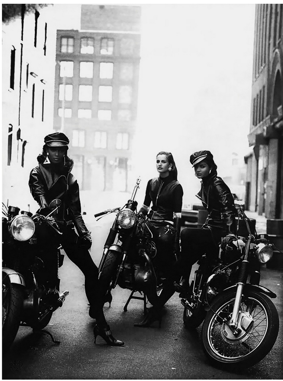 ガール オン ザ バイク オートバイに跨がった美女写真集 Naver