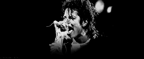 GIF su Michael Jackson. - Pagina 10 Tumblr_lkorzlwbTH1qz8fjho1_500