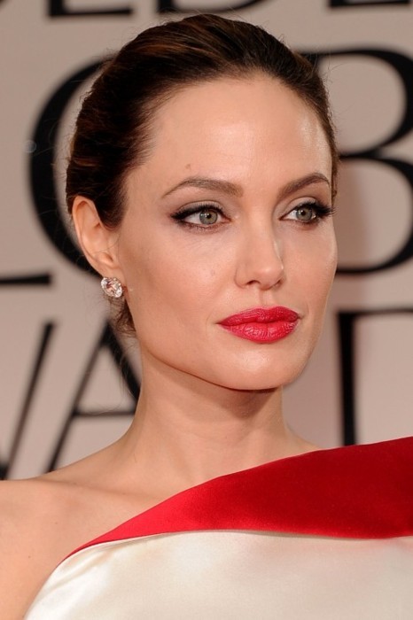 Angelina jolie green eyes