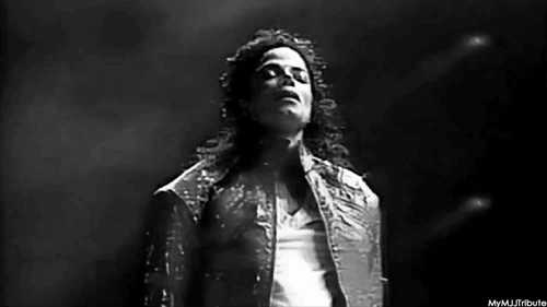GIF su Michael Jackson. - Pagina 10 Tumblr_lzt9eekJuC1qdngago1_500
