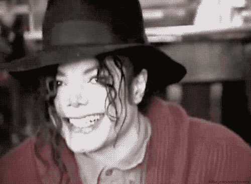 GIF su Michael Jackson. - Pagina 11 Tumblr_m0xzki28ld1qj82aqo2_r1_500