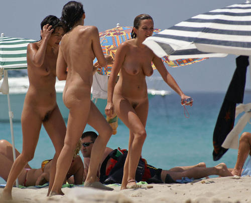 Virginia beach family nudists